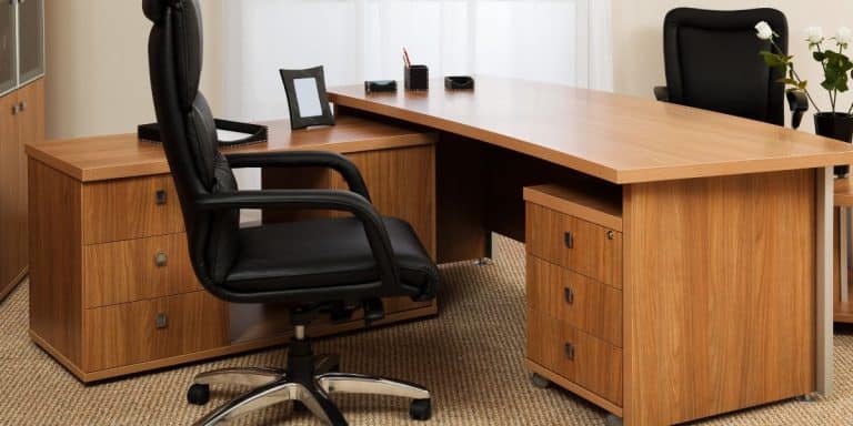 Comment retrouver une authentique chaise de bureau industrielle ancienne ?