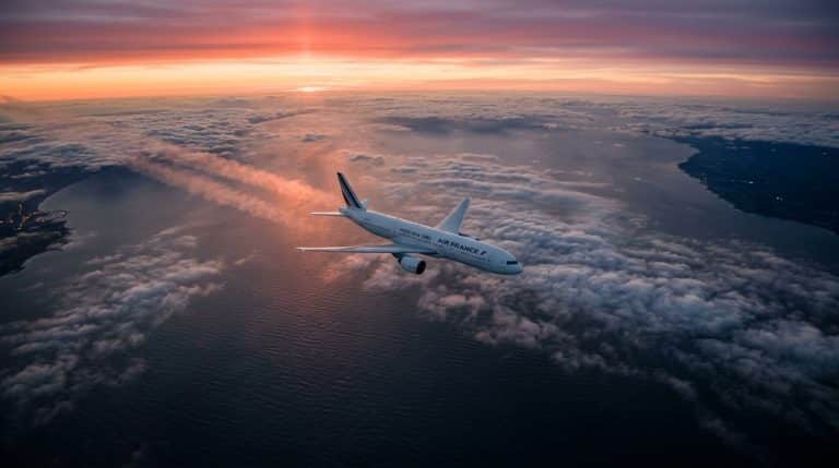 découvrez la durée du vol entre paris et new york en 2026, les facteurs influençant le temps de trajet et des conseils pour un voyage optimal.